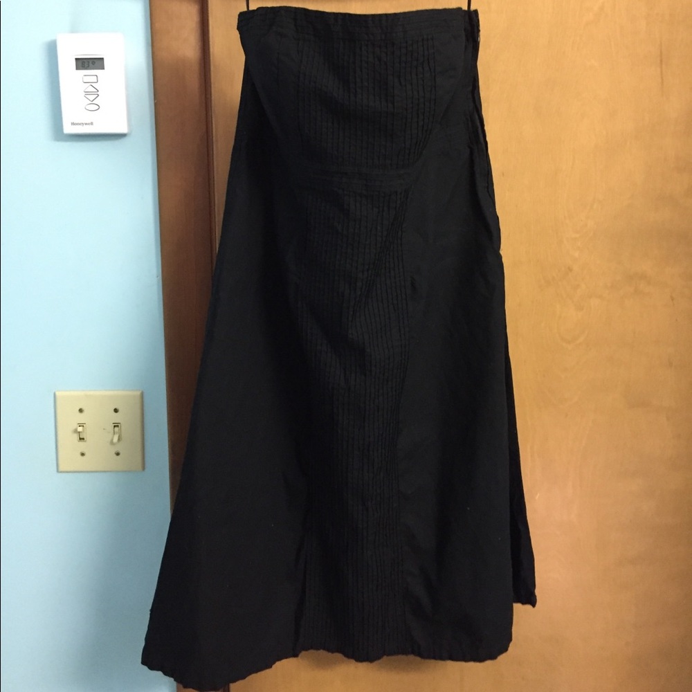Strapless black dress !